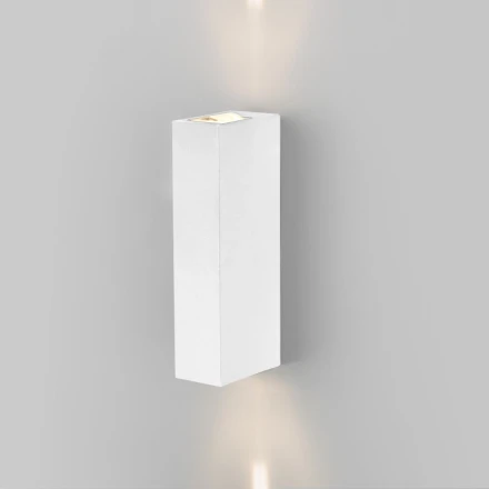 Светильник настенный Elektrostandard Blaze LED белый (35136/W)