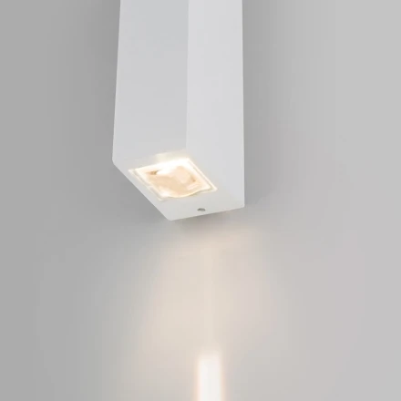 Светильник настенный Elektrostandard Blaze LED белый (35136/W)